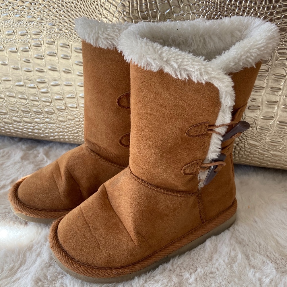 ❌ SOLD ❌ Old Navy Boots